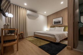 2 Bed 2 Bath / Luxury / 1 min walk to BTS Asok